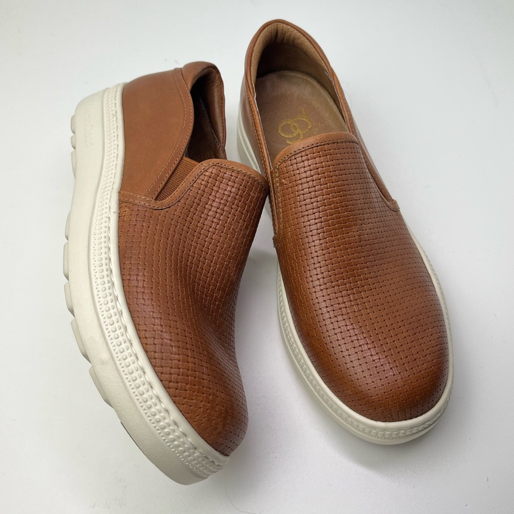 Gravity Defyer Women's G-Defy Ashanti Brown Leather Flat Walking Comfort Shoes